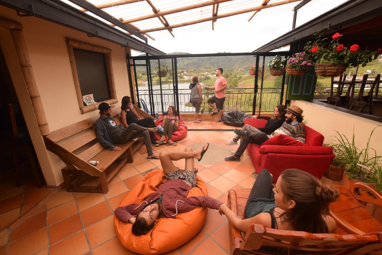 Lake View Hostel Guatapé Zewnętrze zdjęcie